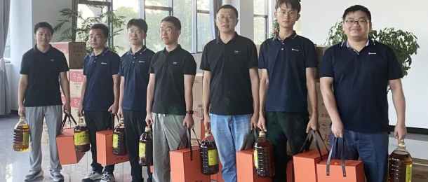 中秋佳节，月圆人团圆